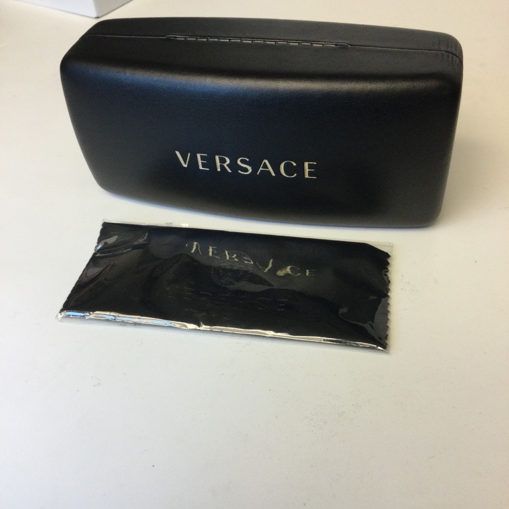 VERSACE HINGED HARD SUNGLASSES CASE WITH EMBOSSED CLEANING CLOTH BLACK GOLD